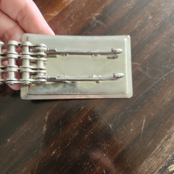 Intricately Designed Silver Belt - Picture 4 of 8